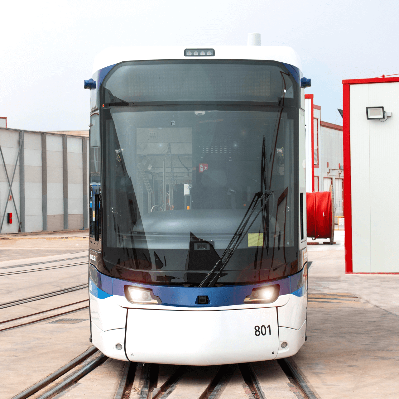 Stadler Tramlink - Design by DDA Industrial